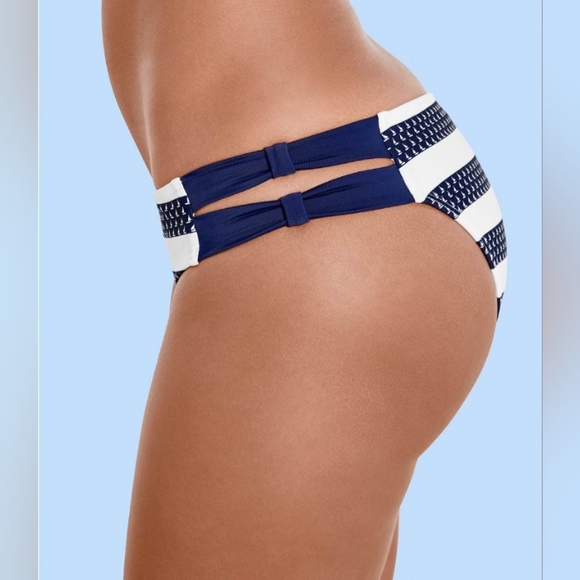 VENUS Strappy Side Bikini Bottom, size 12 - Picture 3 of 10